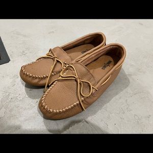 Minnetonka Moosehide Driver